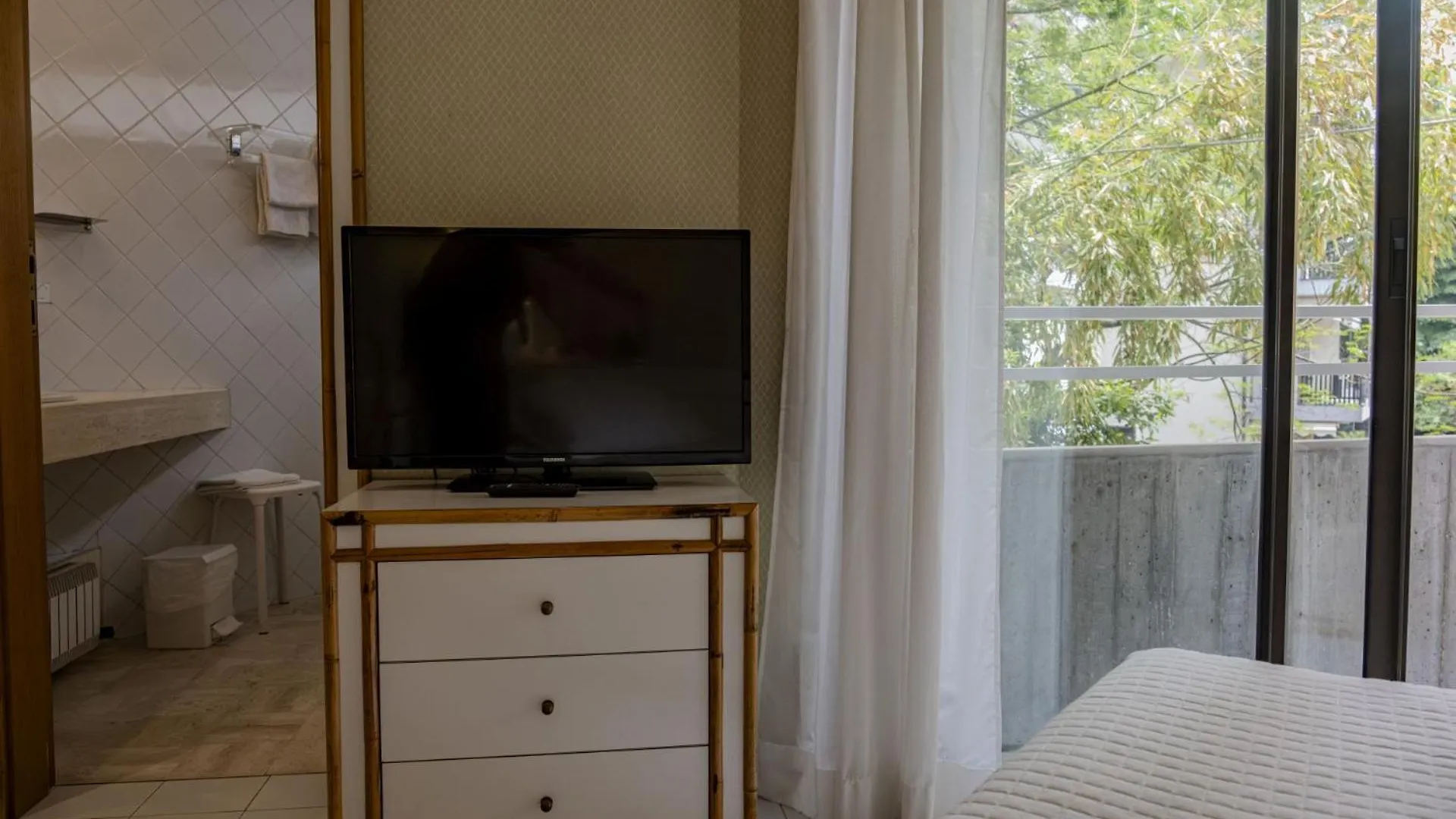 Hotel President - Vintage Hotel In Centro Riccione