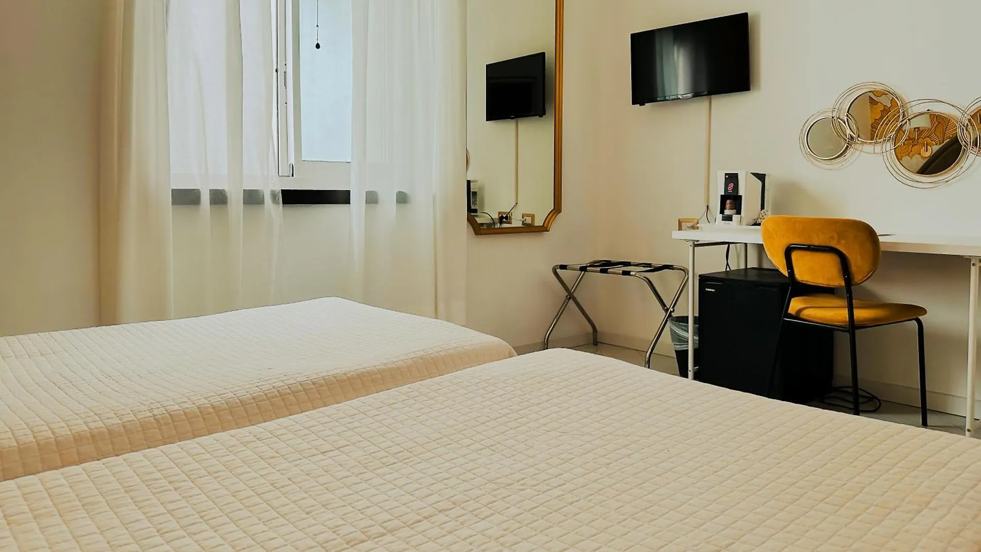 Hotel President - Vintage Hotel In Centro Riccione