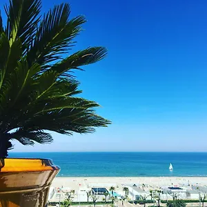 Select & - Hotel