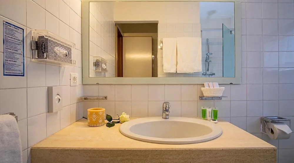 Hotel President - Vintage Hotel In Centro Riccione