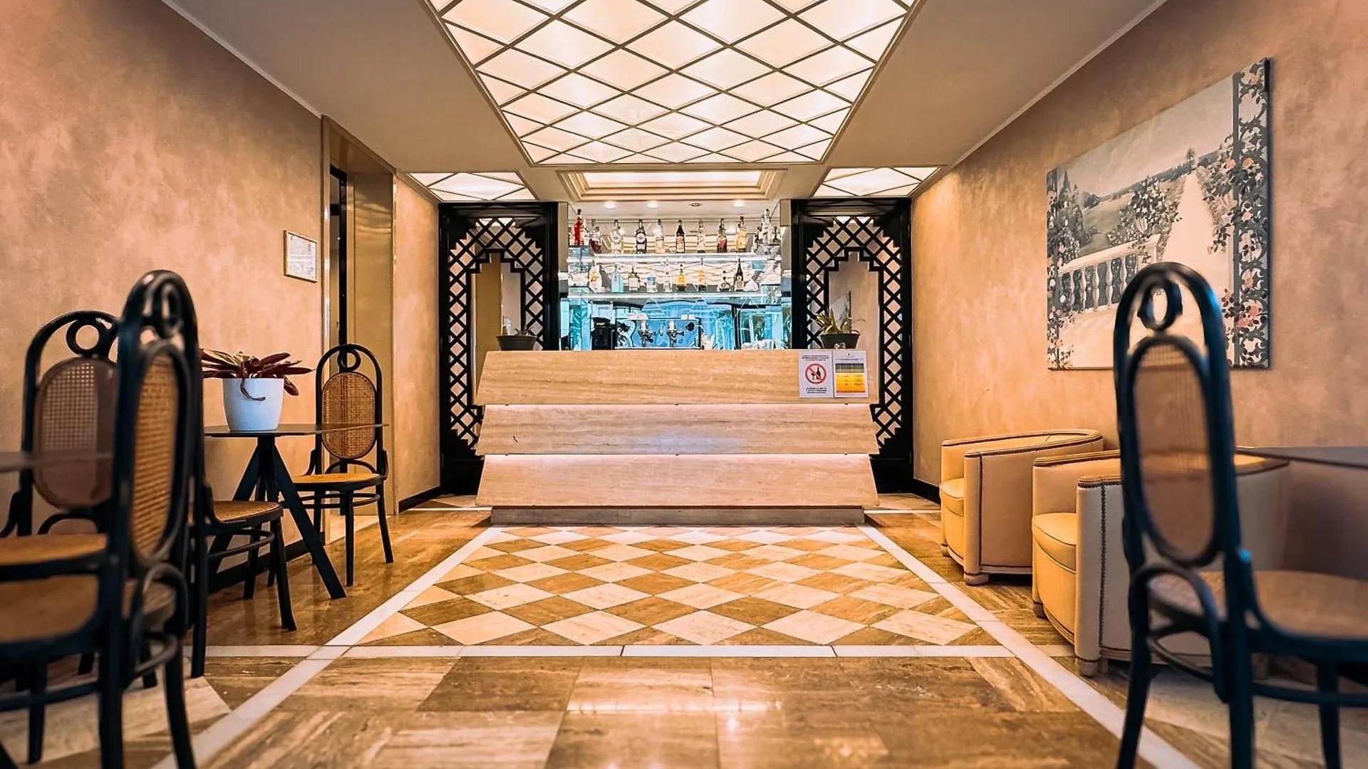 Hotel President - Vintage Hotel In Centro Riccione